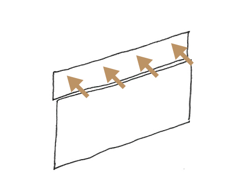 Grieta horizontal en pared o muro en caso de carga horizontal continua perpendicular en muros esbeltos.